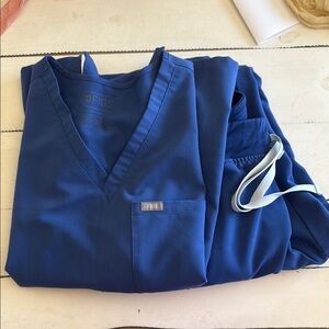 Figs Blue Scrub Ensemble